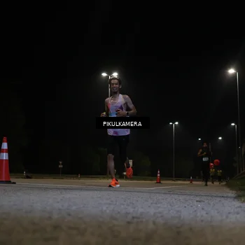 Runner Photo 5816602