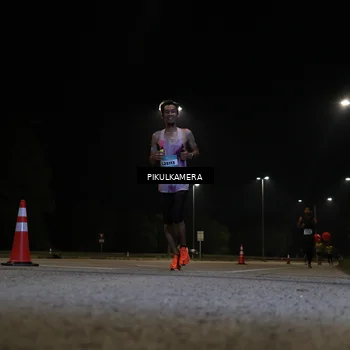 Runner Photo 5816611