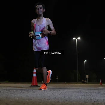 Runner Photo 5816629