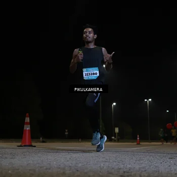 Runner Photo 5816654