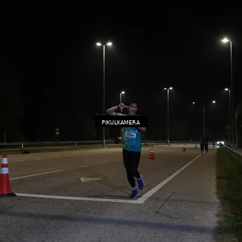 Runner Photo 5817168