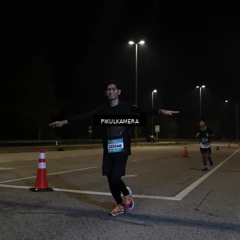 Runner Photo 5817365