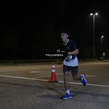 Runner Photo 5817518