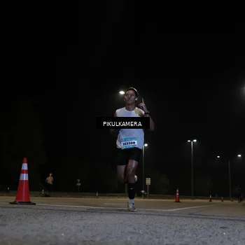 Runner Photo 5817570