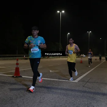 Runner Photo 5817676