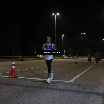 Runner Photo 5817758