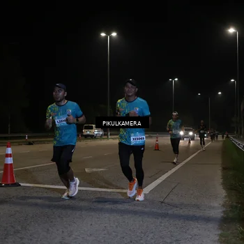 Runner Photo 5817772