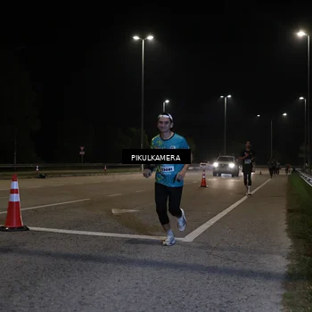 Runner Photo 5817863