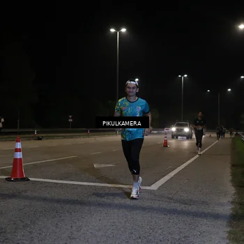 Runner Photo 5817876