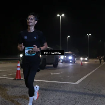 Runner Photo 5817951