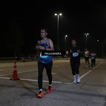 Runner Photo 5817956