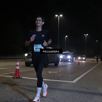 Runner Photo 5817968