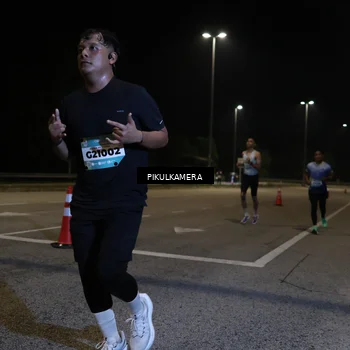 Runner Photo 5817997