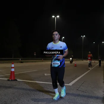 Runner Photo 5818105