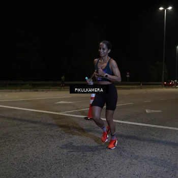 Runner Photo 5818416