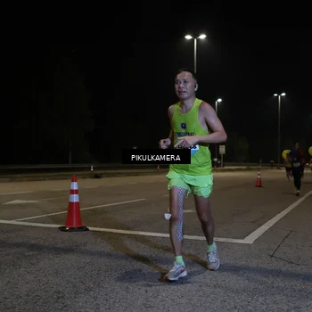 Runner Photo 5818780