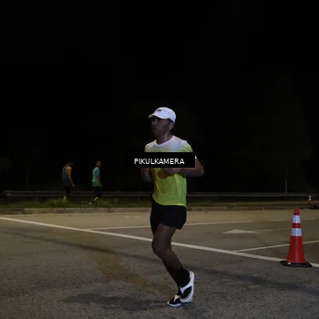 Runner Photo 5819052