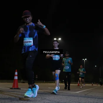 Runner Photo 5819639