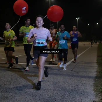 Runner Photo 5820040