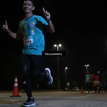 Runner Photo 5820058