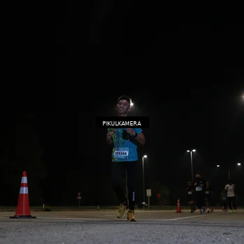 Runner Photo 5820250
