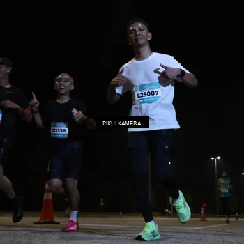 Runner Photo 5820280