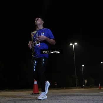 Runner Photo 5821398