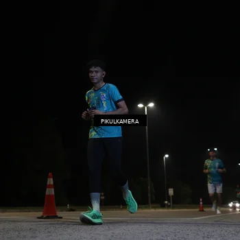 Runner Photo 5824100