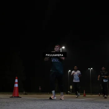 Runner Photo 5824350