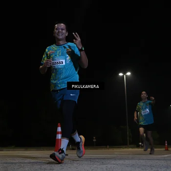 Runner Photo 5824446