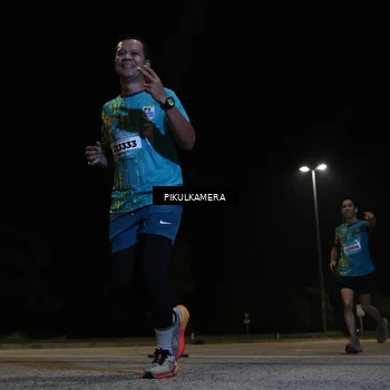 Runner Photo 5824473