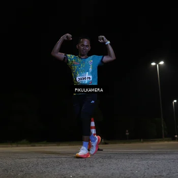 Runner Photo 5824773