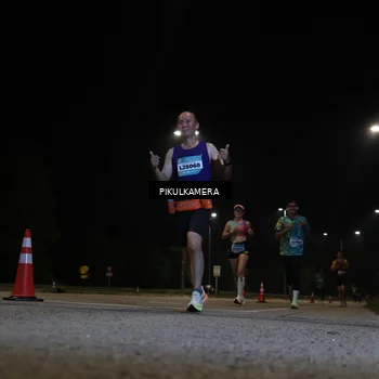 Runner Photo 5825067