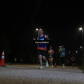 Runner Photo 5825069