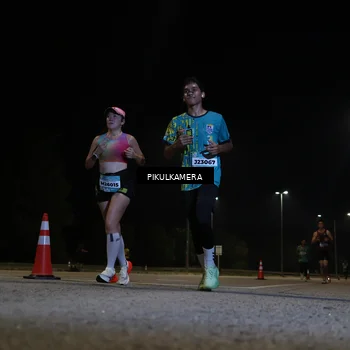 Runner Photo 5825137