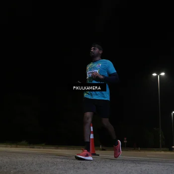 Runner Photo 5825510