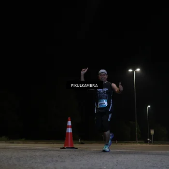 Runner Photo 5825559