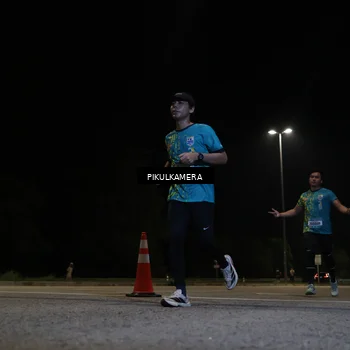 Runner Photo 5825653