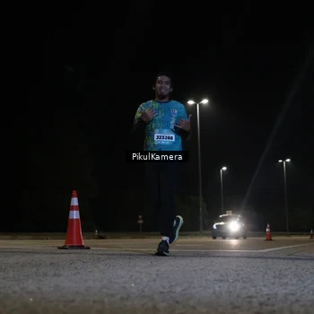 Runner Photo 5825679