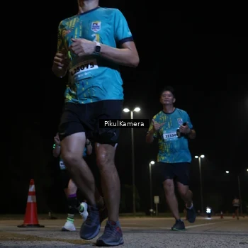 Runner Photo 5825755