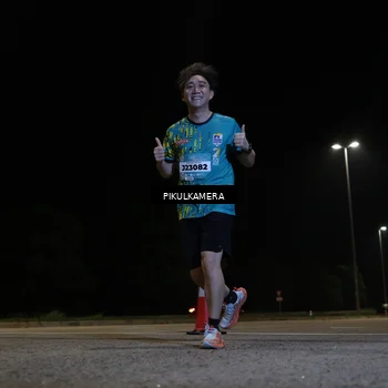 Runner Photo 5825980