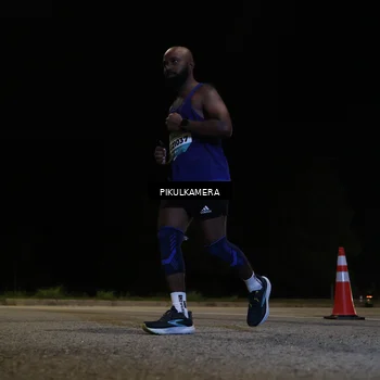 Runner Photo 5826006