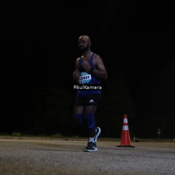 Runner Photo 5826022