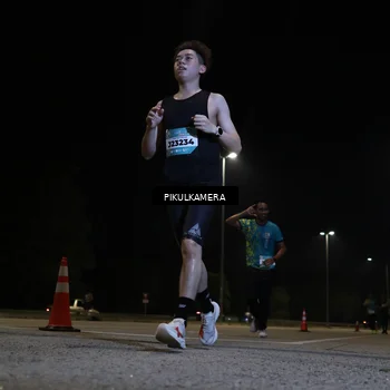 Runner Photo 5826039