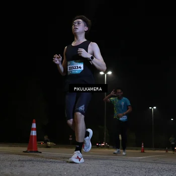 Runner Photo 5826064