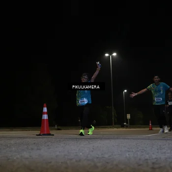 Runner Photo 5826244