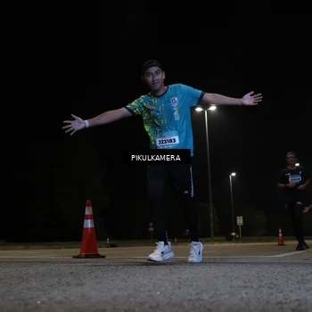 Runner Photo 5826331