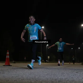 Runner Photo 5826471