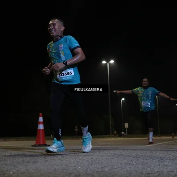 Runner Photo 5826473