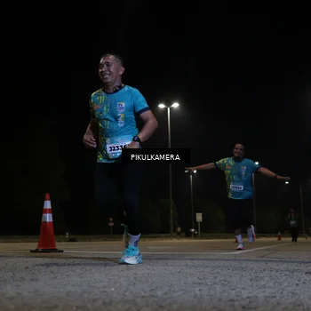 Runner Photo 5826474